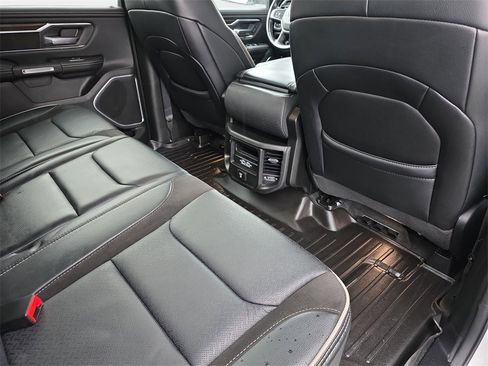 Used 2022 RAM 1500 Laramie image 13