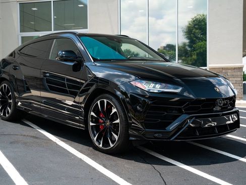 Used 2021 Lamborghini Urus AWD/4WD image 6