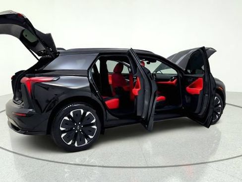 Used 2024 Chevrolet Blazer EV RS RWD image 19