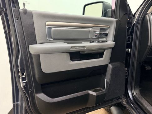 Used 2017 RAM 1500 Big Horn AWD/4WD image 9