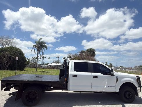Used 2019 Ford F350 XL w/ Power Equipment Group image 6