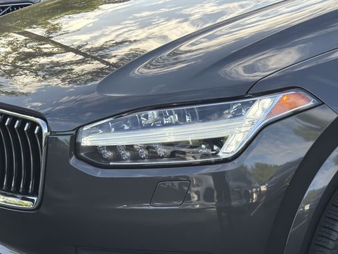 Certified 2023 Volvo XC90 B5 Core w/ Protection Package Premier AWD/4WD image 6