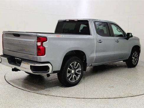 Used 2023 Chevrolet Silverado 1500 LT image 7