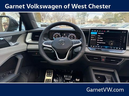 New 2026 Volkswagen Tiguan SE R-Line AWD/4WD image 13