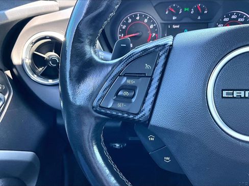 Used 2016 Chevrolet Camaro LT RWD image 19