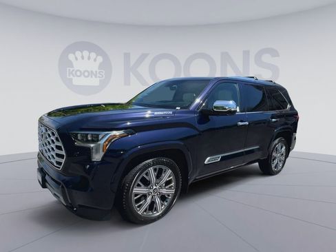 Used 2024 Toyota Sequoia Capstone AWD/4WD image 5