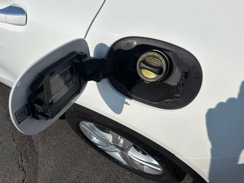 Used 2019 Mercedes-Benz GLA 250 4MATIC image 53