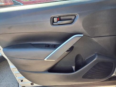 Used 2023 Toyota Corolla Cross LE image 16