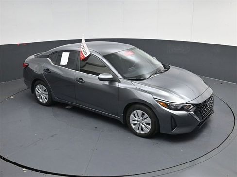 Used 2025 Nissan Sentra S image 36