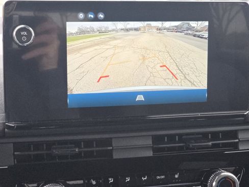 New 2026 Honda Prologue EX image 9