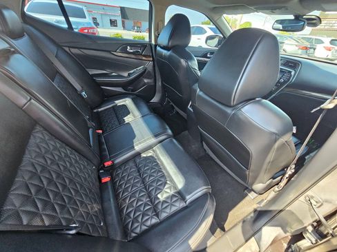 Used 2017 Nissan Maxima Platinum w/ Medallion Package image 16
