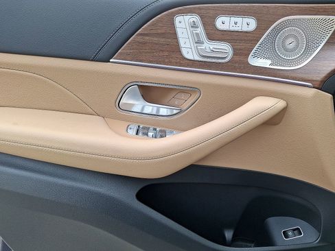 Used 2025 Mercedes-Benz GLE 450 GLE 450 image 12