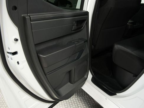 Used 2025 Toyota Tundra SR AWD/4WD image 25