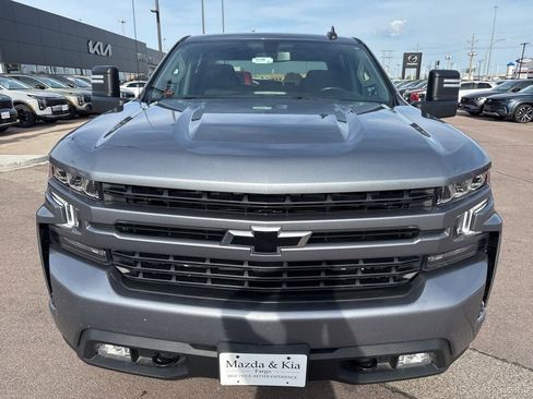 Used 2022 Chevrolet Silverado 1500 RST AWD/4WD image 2