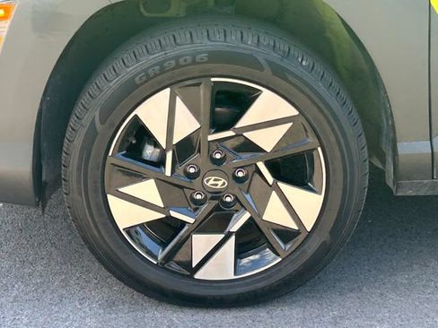 Used 2024 Hyundai Kona SEL AWD/4WD image 13