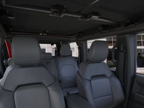 New 2026 Ford Bronco Outer Banks w/ Sasquatch Package AWD/4WD image 12