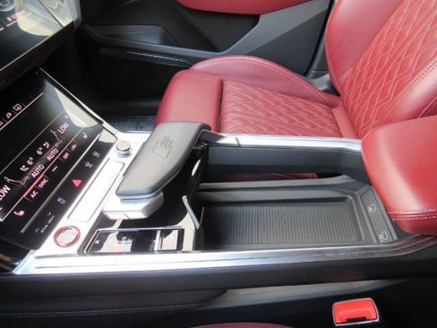 Used 2023 Audi e-tron S Premium Plus w/ Black Optic Package image 44