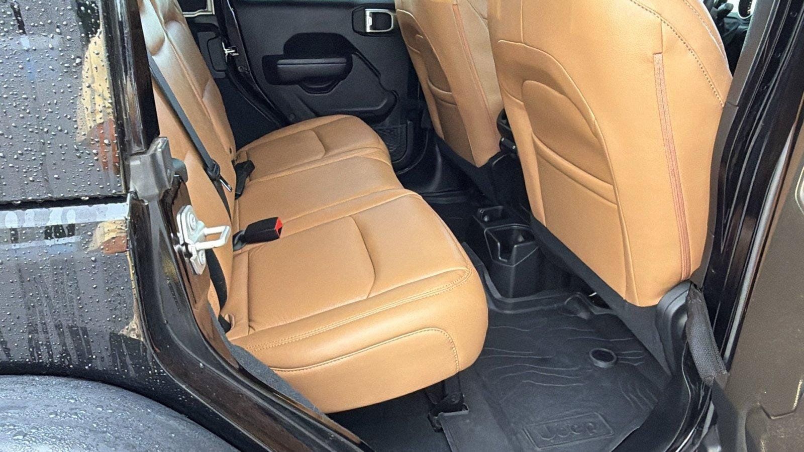 Used 2023 Jeep Wrangler Unlimited Sport AWD/4WD image 19