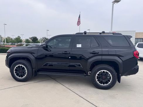 New 2026 Toyota 4Runner TRD Off-Road Premium AWD/4WD image 7