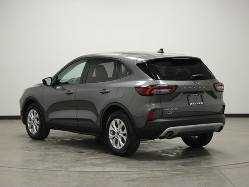 Used 2025 Ford Escape Active image 6