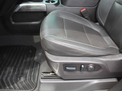 Used 2022 Chevrolet Silverado 2500 LTZ w/ LTZ Convenience Package AWD/4WD image 42