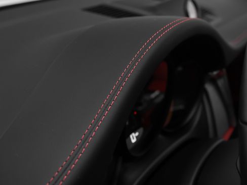 Used 2022 Porsche Macan GTS image 38