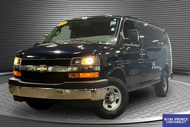 Used 2020 Chevrolet Express 2500 w/ Driver Convenience Package RWD image 1
