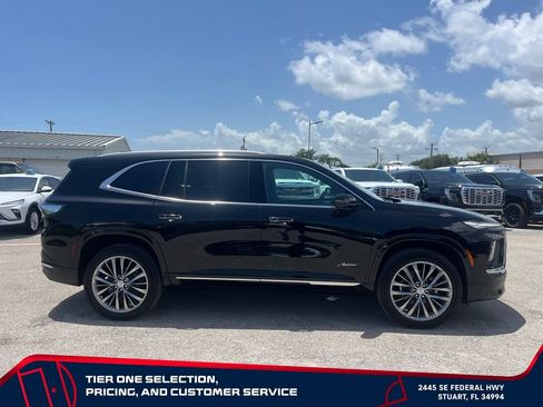 New 2026 Buick Enclave Avenir w/ Super Cruise Package AWD/4WD image 8