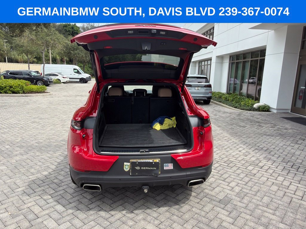 Used 2025 Porsche Cayenne E-Hybrid Coupe AWD/4WD image 36