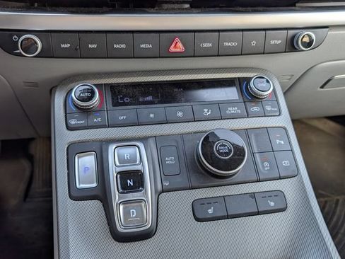 Used 2024 Hyundai Palisade SEL FWD image 9