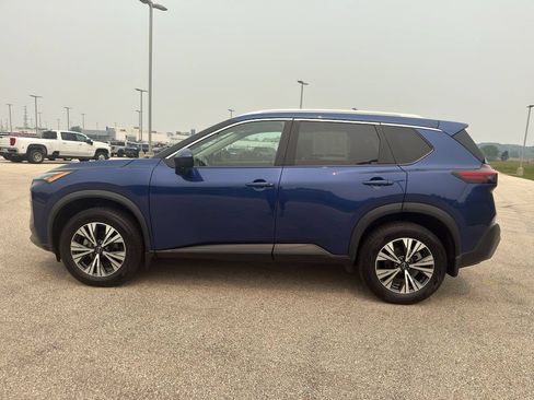 Certified 2023 Nissan Rogue SV w/ SV Premium B Package AWD/4WD image 6