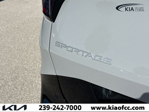 New 2026 Kia Sportage SX image 10