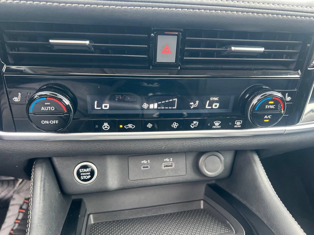 Certified 2023 Nissan Rogue SL AWD/4WD image 55