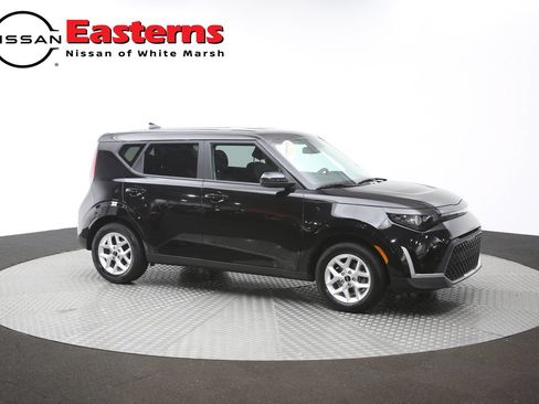 Used 2025 Kia Soul LX w/ LX Technology Package FWD image 46