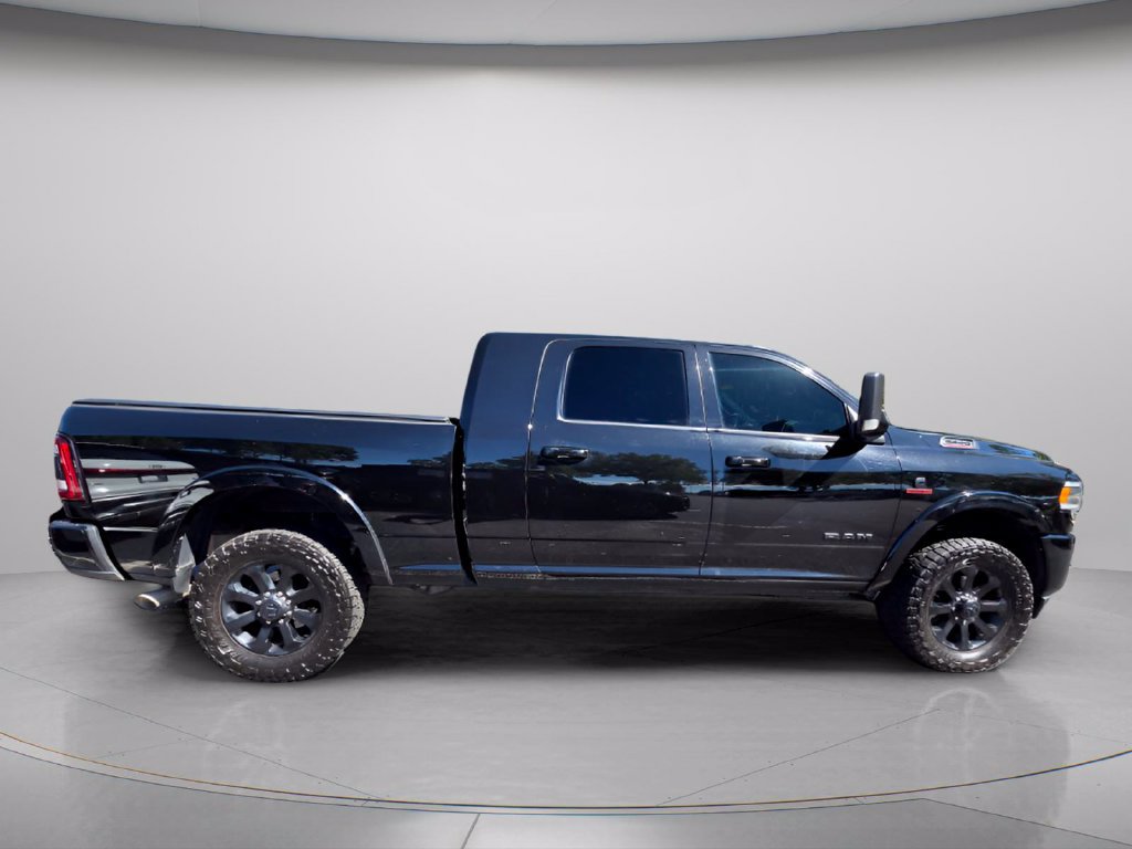 Used 2020 RAM 2500 Laramie w/ Night Edition AWD/4WD image 5
