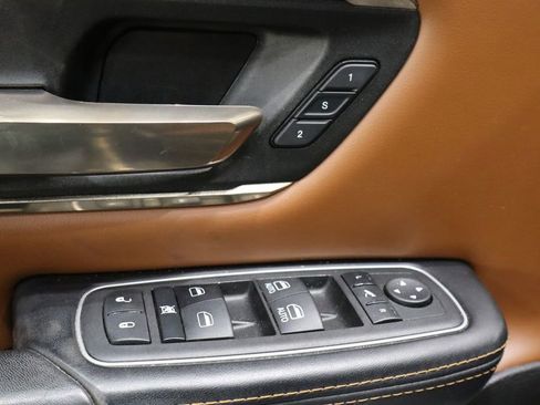 Used 2022 RAM 1500 Limited w/ Body Color Bumper Group image 16