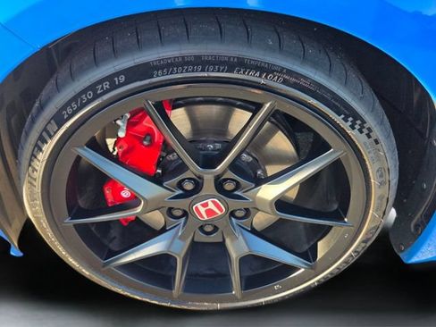 Used 2025 Honda Civic Type R image 21