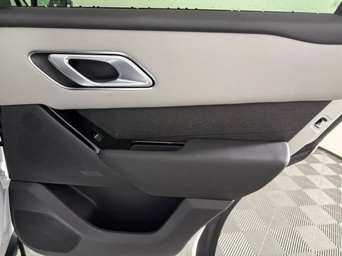 Used 2026 Land Rover Range Rover Velar Dynamic SE AWD/4WD image 29