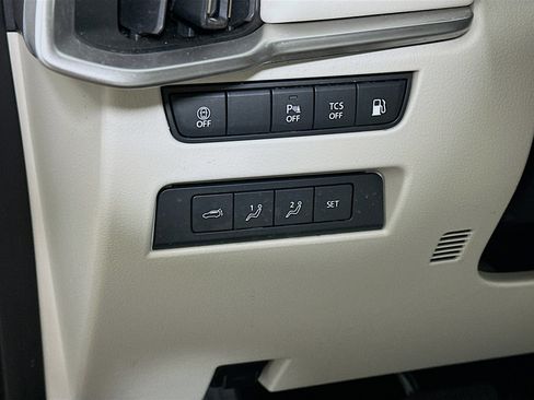 Used 2024 MAZDA CX-90 Plug-In Hybrid w/ Premium Plus image 17