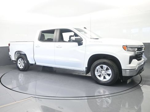 Used 2025 Chevrolet Silverado 1500 LT RWD image 8