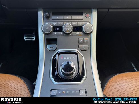Used 2017 Land Rover Range Rover Evoque HSE Dynamic image 15