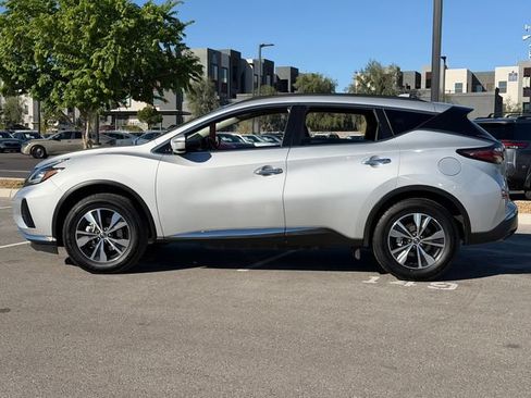 Certified 2023 Nissan Murano SV FWD image 2