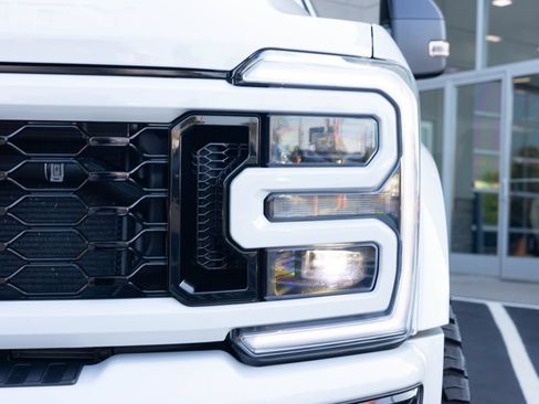 Used 2024 Ford F450 Limited w/ FX4 Off-Road Package AWD/4WD image 7