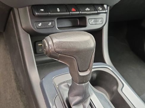 Used 2015 Chevrolet Colorado Z71 AWD/4WD image 11