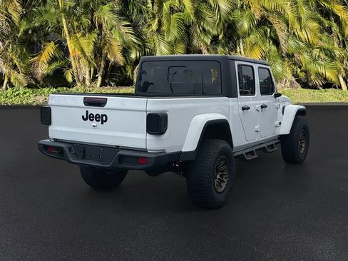 Used 2024 Jeep Gladiator Sport AWD/4WD image 4