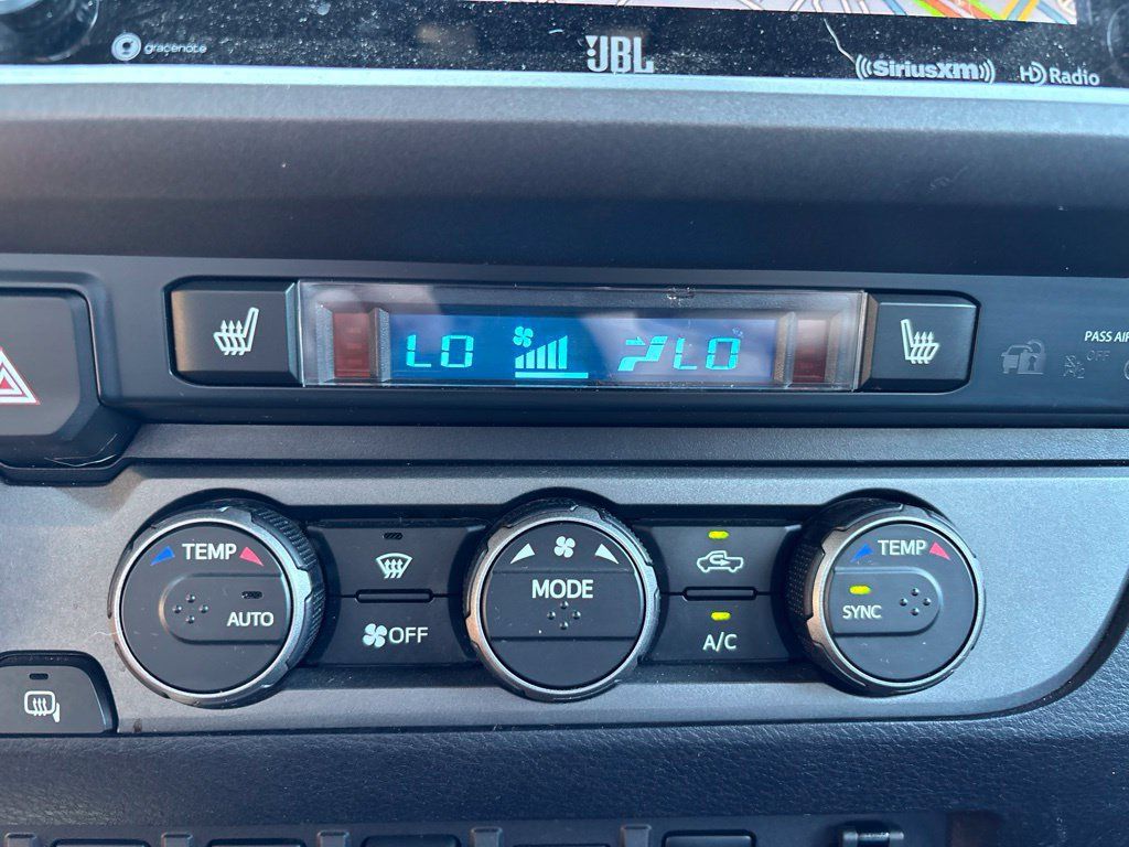 Used 2021 Toyota Tacoma TRD Off-Road w/ TRD Premium Off Road Package AWD/4WD image 46