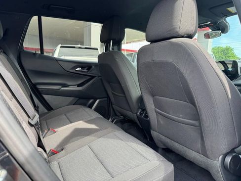 Used 2026 Chevrolet Equinox LT AWD/4WD image 13