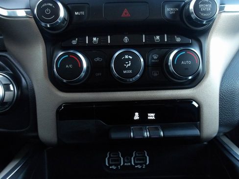 Used 2021 RAM 1500 Laramie image 16