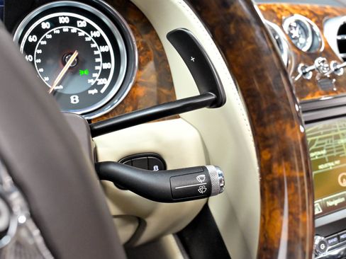 Used 2015 Bentley Flying Spur W12 AWD/4WD image 75