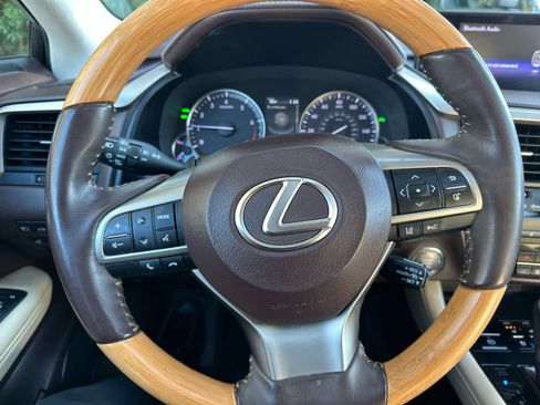 Used 2019 Lexus RX 350 Premium w/ Premium Package image 23